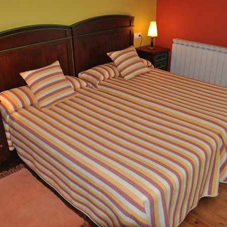 Hotel Apartamentos El Meirel Пола-де-Сомьедо Экстерьер фото