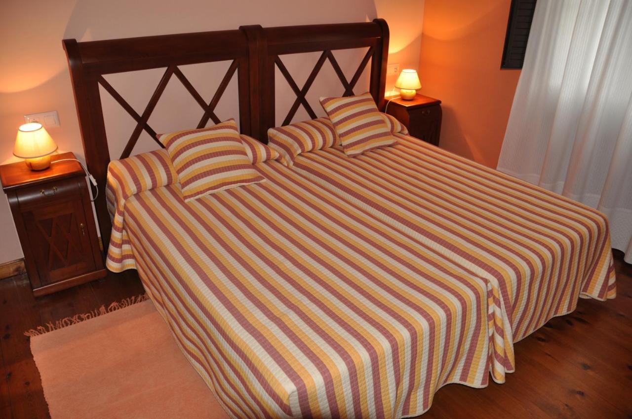 Hotel Apartamentos El Meirel Пола-де-Сомьедо Экстерьер фото